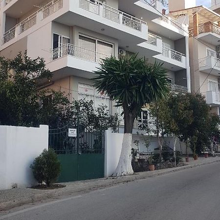Aralis Rooms Sarandë Dış mekan fotoğraf