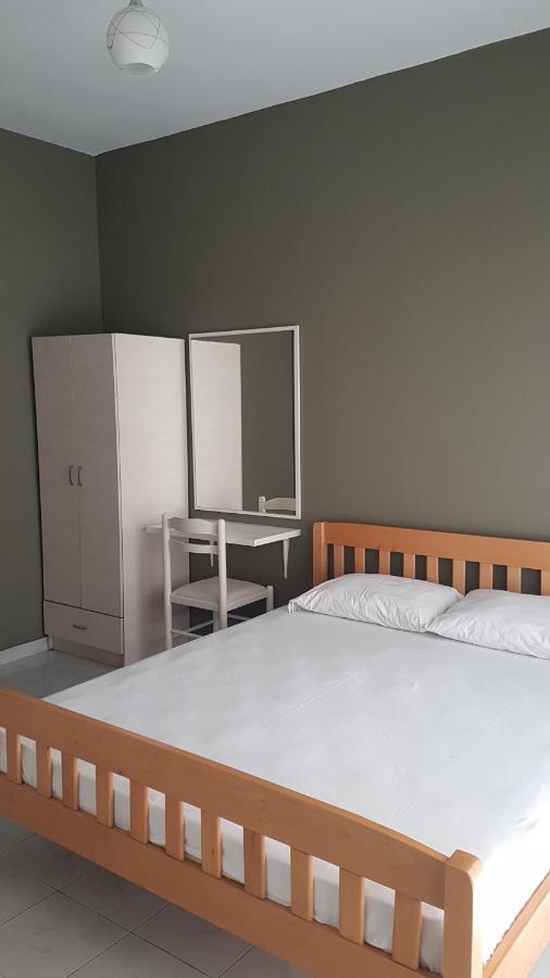 Aralis Rooms Sarandë Dış mekan fotoğraf