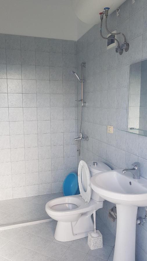 Aralis Rooms Sarandë Dış mekan fotoğraf