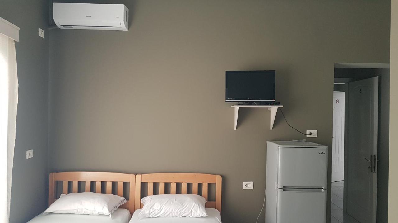 Aralis Rooms Sarandë Dış mekan fotoğraf
