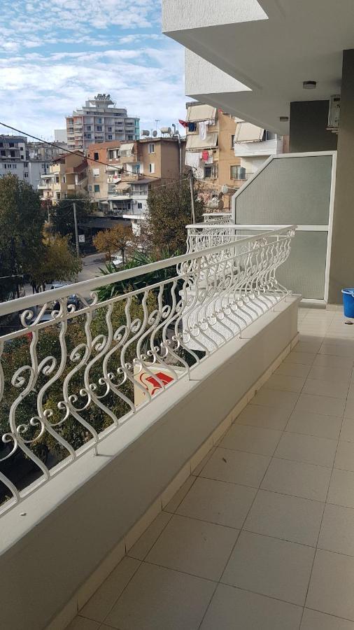Aralis Rooms Sarandë Dış mekan fotoğraf